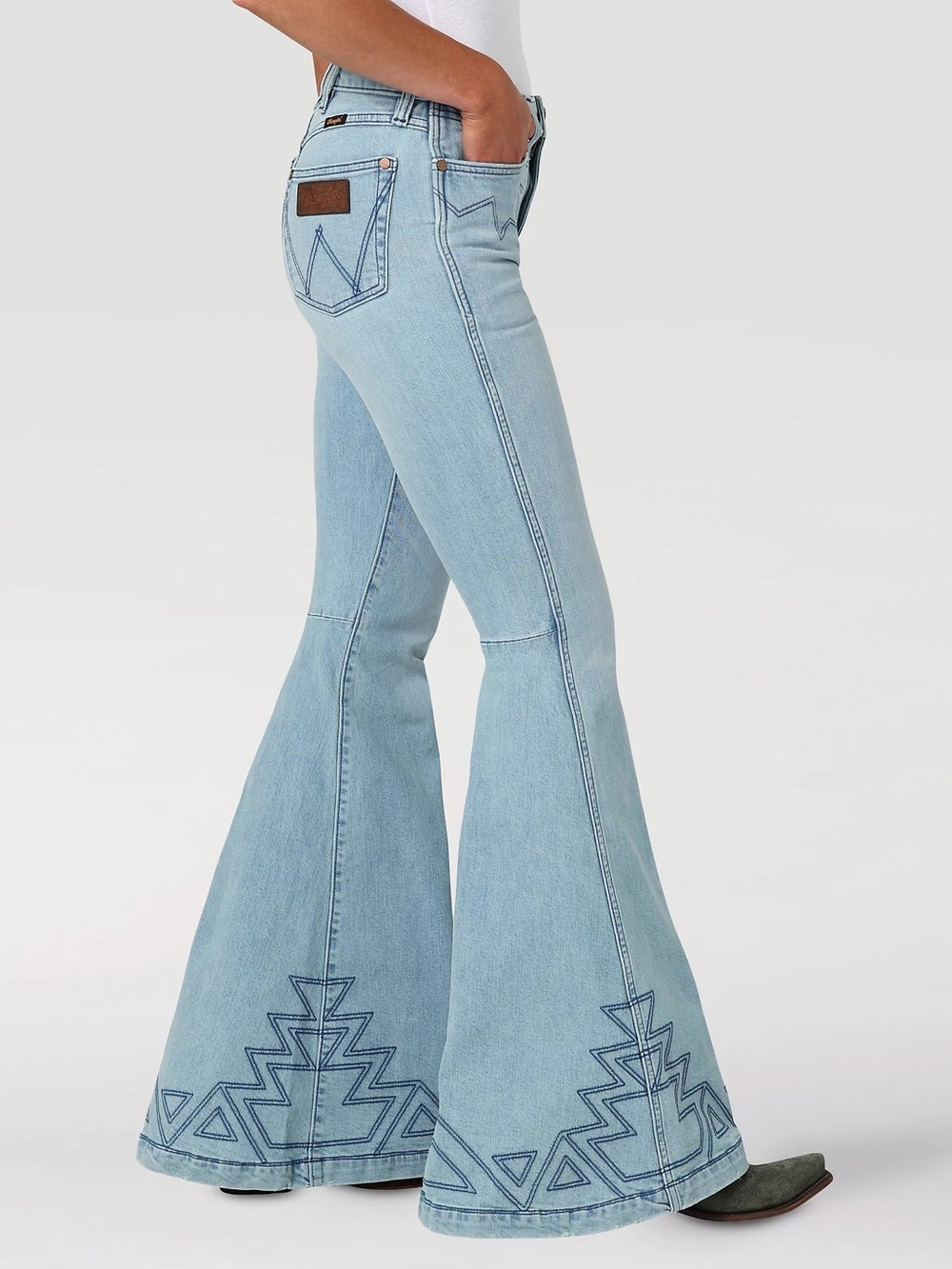 Wrangler Retro High-Rise Flare Jeans with Geometric Southwestern Stitching - Picture 2 of 8